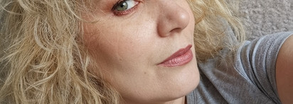 Я влюблена в блонд. Ах да, и в Kérastase Blond Absolu Cicaplasme heat-protecting serum