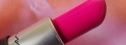 Если бы энергия была цветом. Mac Matte Lipstick 641 Breathing Fire