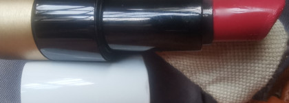 Пожалуй, лучшая помада 2025-го... Hermés Rouge Hermés Satin Lipstick 21 Rose Épicé