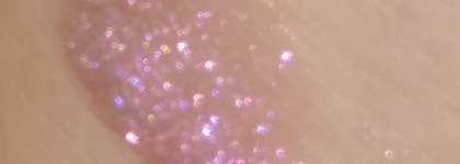 Про губы забыла с Revlon Super Lustrous Glimmer Gloss 002 Pink Prisma