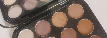 Такая простая, такая чёткая. Mac Connect in Colour Eyeshadow palette Unfiltered Nudes