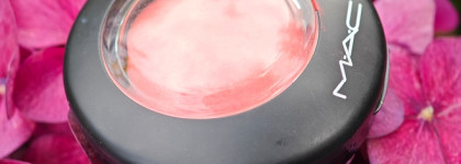 Солнце жаркое, приди ко мне, принеси кораллов охапку и радости воз. Румяна Mac Mineralize Blush в оттенке Hey, Coral, Hey.