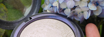 Лучший хайлайтер мой, Mac Extra Dimension Skinfinish Soft Frost