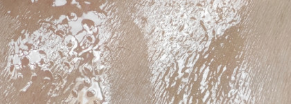 До горечи сладкое разочарование: Essence Juicy Bomb Shiny lipgloss 102 Whitty Watermelon и 203 Proud Papaya