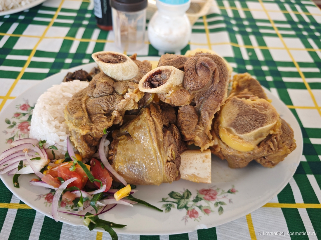 Тушёное козье мясо