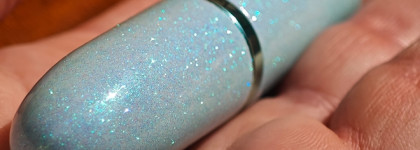 Зелёные искры, голубые всполохи, розовое сердце: Mac Cosmetics Macximal Sleek Satin Lipstick Pinklist