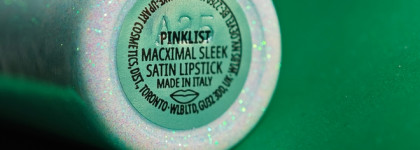 Зелёные искры, голубые всполохи, розовое сердце: Mac Cosmetics Macximal Sleek Satin Lipstick Pinklist