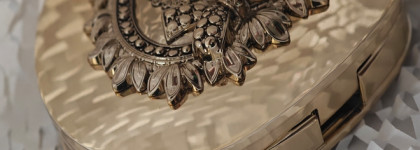 Лучшее из люкса в 2025 году - золотое сердце янтарной Венеры, D&G Ever Icon Eye Palette 01 Amber Venus