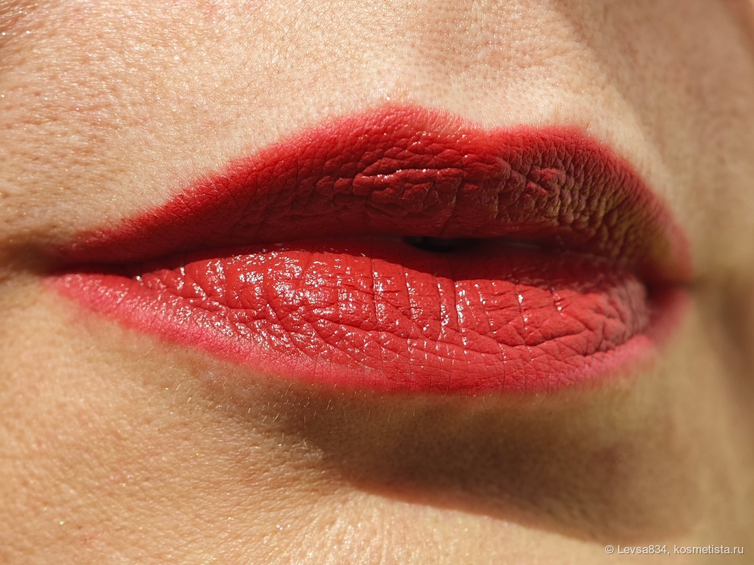 С контурным карандашом (с твёрдым грифелем), один слой, солнце/тень