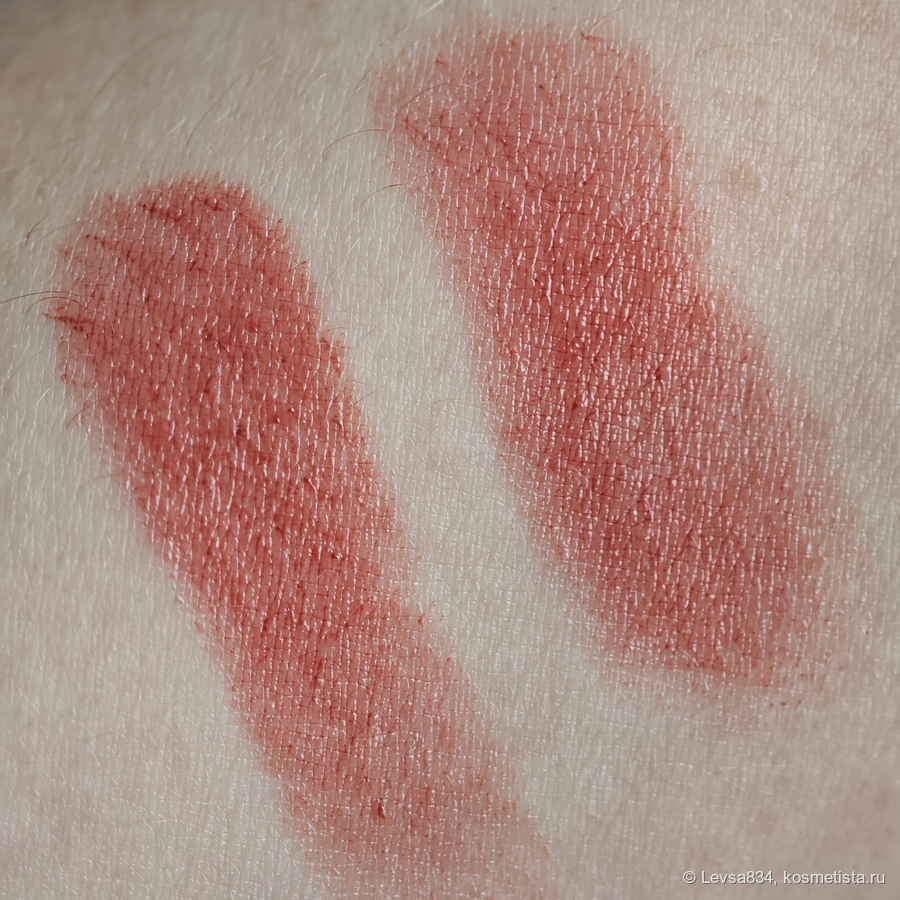 Слева один слой, справа три, разницы особой не видно, я на губы наношу обычно 3-4