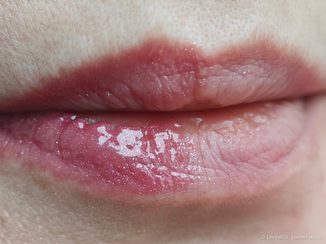 Наношу на очень сухие губы
