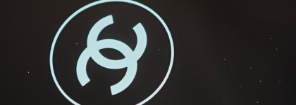 Хайлайтер-мерцающая пудра неземной красоты: Chanel Poudre Lumière 10 Ivory Gold