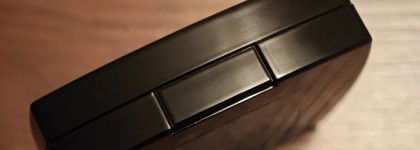 Хайлайтер-мерцающая пудра неземной красоты: Chanel Poudre Lumière 10 Ivory Gold