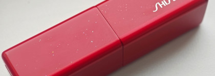 Помада не для зимнего холода: Shiseido TechnoSatin Gel Lipstick 409 Harmonic Drive