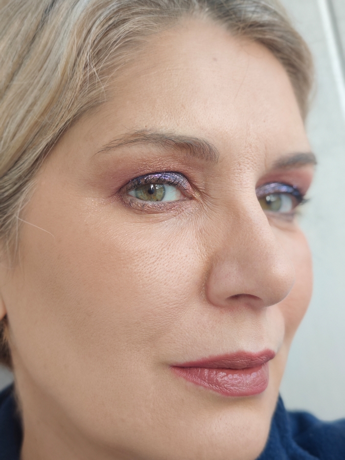 Без контурного карандаша