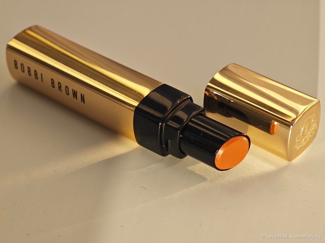 Оттенок один из самых тёплых и солнечных у меня в коллекции