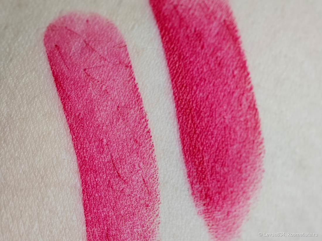 Слева один слой, справа три. Полупрозрачный слой аж ледяной, но я покажу ниже такой и на губах, терпение