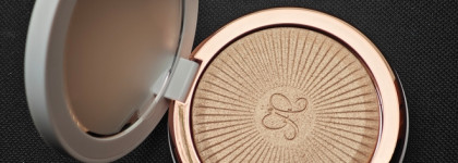 Солнце в кармане: Anastasia Beverly Hills Glow Seeker Highlighter Sun Idol