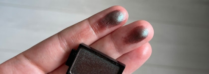 Никакой фальши! Тени для век от Buxom Eyeshadow Fard A Paupieres в оттенке No Faux