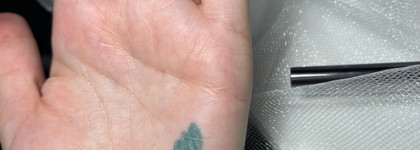 Стойкий карандаш для глаз от Elian Russia everlasting köhl eyeliner в оттенке 04 mermaid