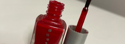 Маникюр по мотивам палитры Уэса Андерсона