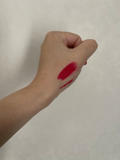 Красная помада Artdeco Perfect Mat Lipstick 116 poppy red