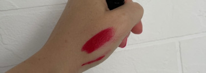 Красная помада Artdeco Perfect Mat Lipstick 116 poppy red