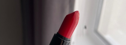 Красная помада Artdeco Perfect Mat Lipstick 116 poppy red
