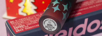 Лучшая формула жидкой матовой помады - Kaleidos Cloud Lab Lip Clay в оттенках DE04 Dahlia и NU07 Skinship