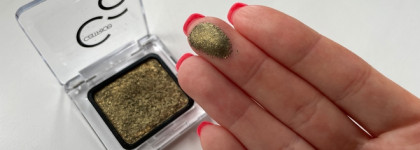 Интересный оттенок и отличное качество: тени для век Catrice Art Couleurs 360 Golden Leaf