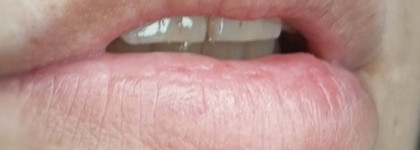 Топ-3 бюджетных продукта для губ зимы 2023/24