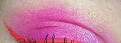 Гость косметички. Карандаш для глаз Parisa Cosmetics Gel Eyepencil в оттенке 801