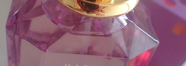 Прекрасная роза с перцем и малиной в Chopard Happy Felicia Roses