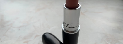 Хочу-могу: знаменитый оттенок помады MAC Velvet Teddy в палитре Vivienne Sabo