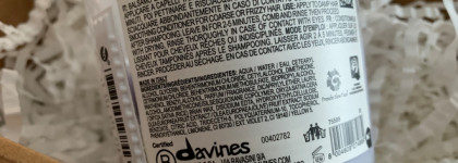 Davines Essential Haircare Love Smoothing Conditioner - для разглаживания завитка
