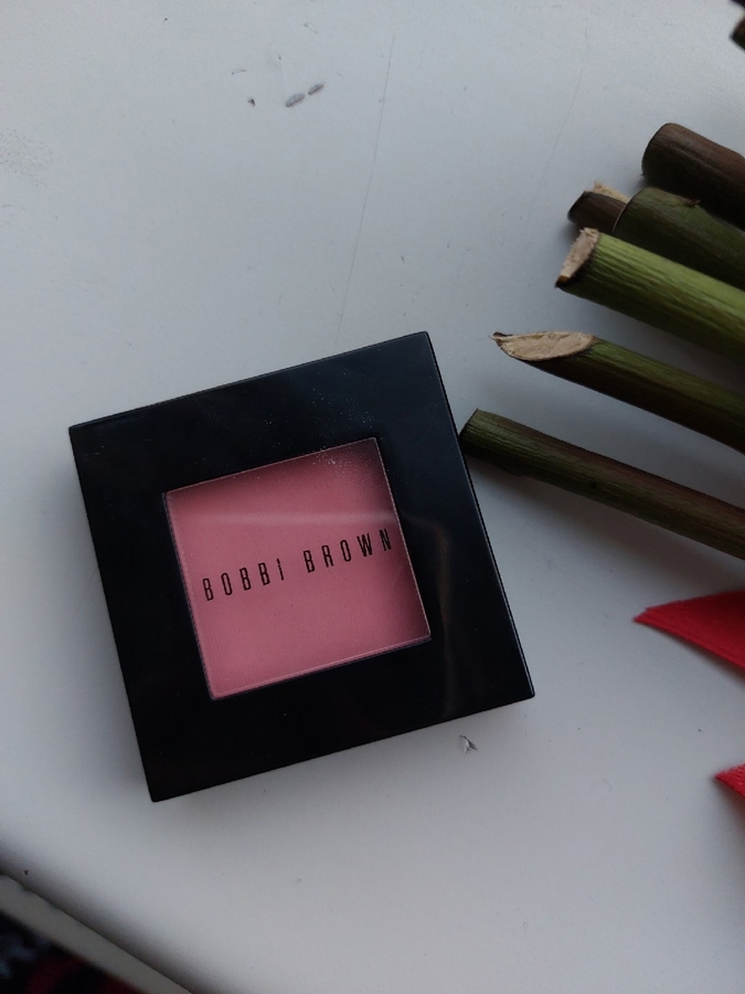 Одни из лучших румян в моей коллекции Bobbi Brown blush в оттенке Nectar
