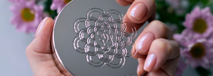 Эффект фотошопа на лице: люксовая пудра Guerlain Meteorites Compact 02 Light
