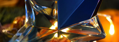 Топ-8 лучших классических женских ароматов на праздник: чем надушиться, чтобы почувствовать себя королевой