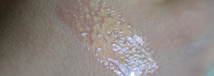 Внезапно очень хорошо: новинка от Beauty Bomb — Popsa Lip Gloss 02 Top The Charts