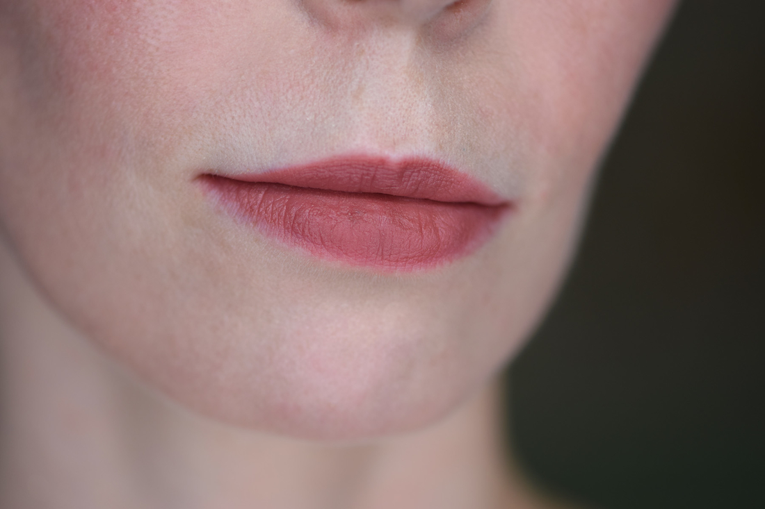 Matte Cloud Liquid Lipstick в оттенке 02