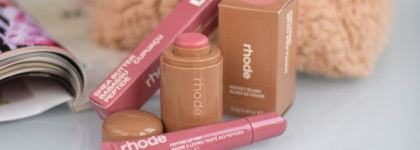 Лучшие румяна для естественного макияжа: Rhode Pocket Blush The Natural Flush в оттенке Piggy
