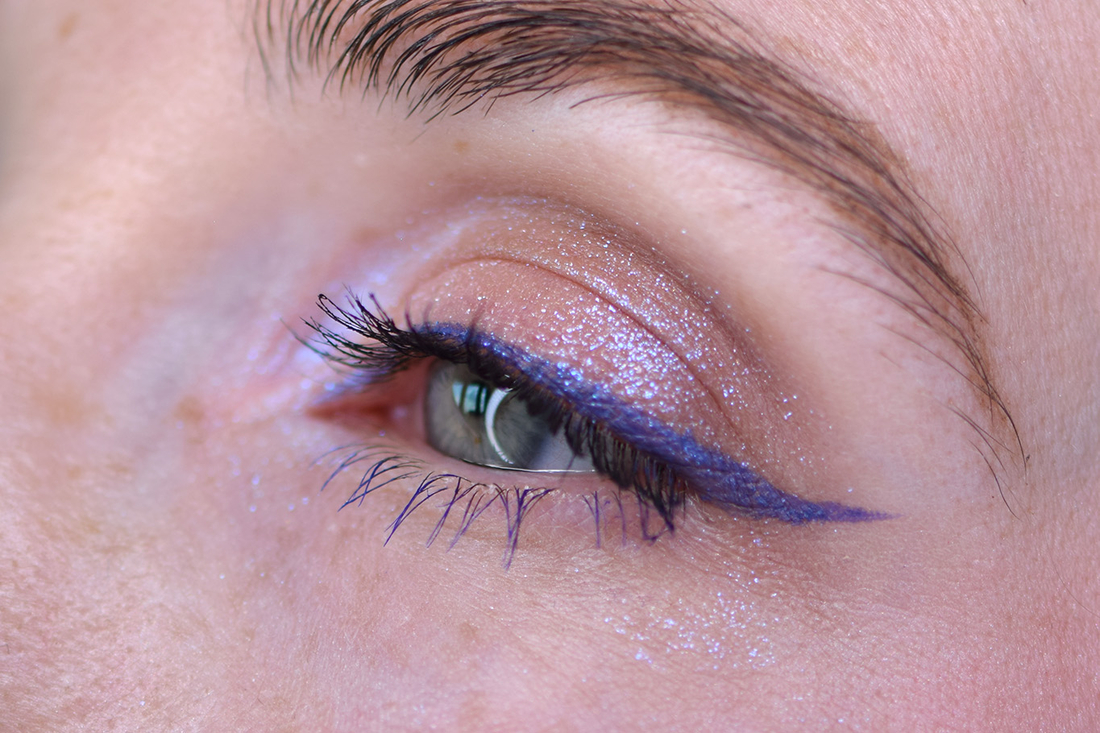 Фиолетовая подводка