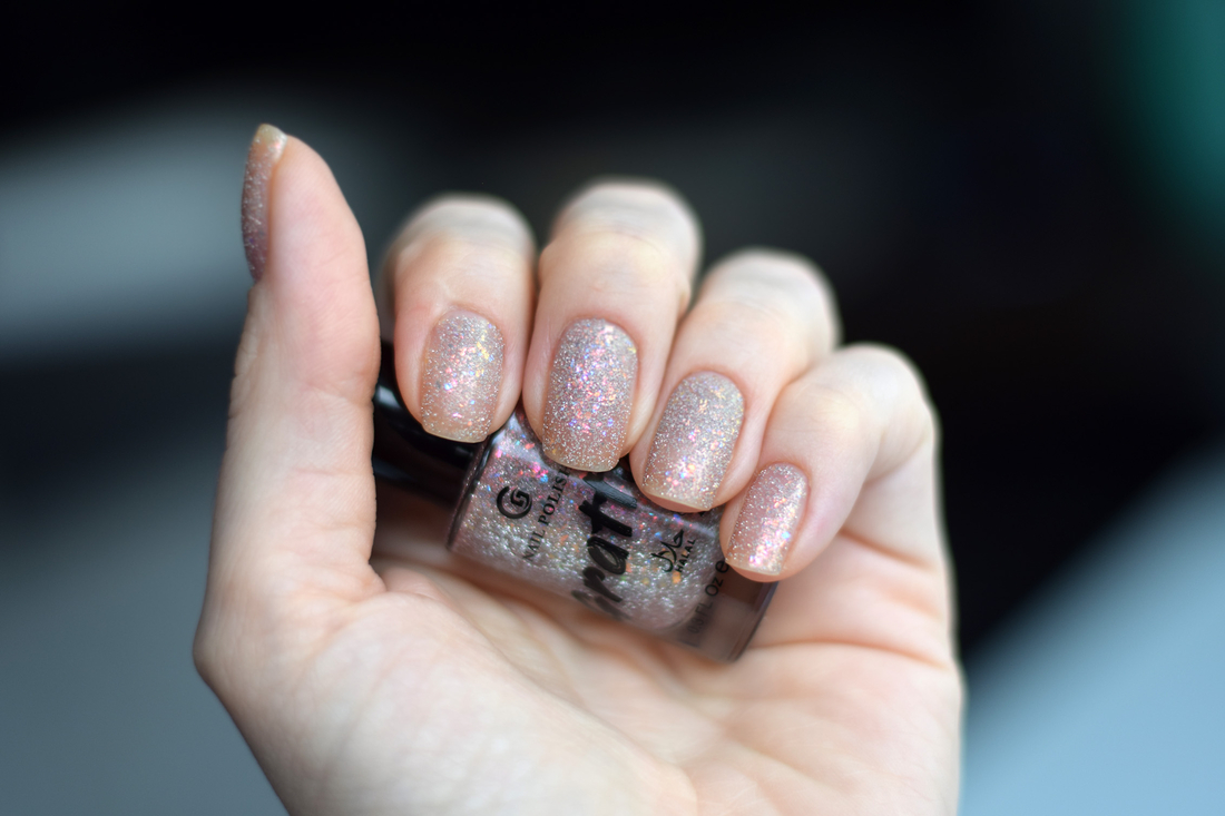 В дневном свете Glitter Sequins