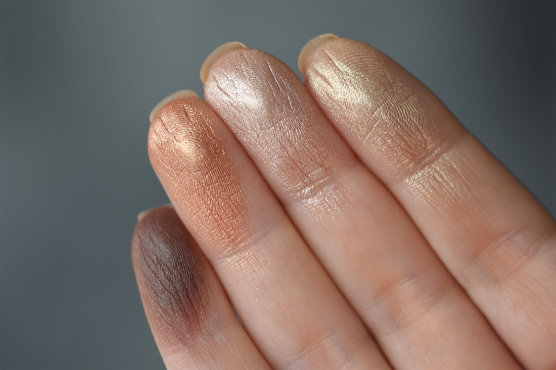 Свотч на пальцах