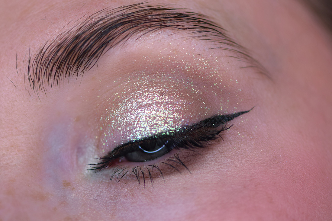 Макияж с Art-Visage Illusion Glitter Eyeshadow