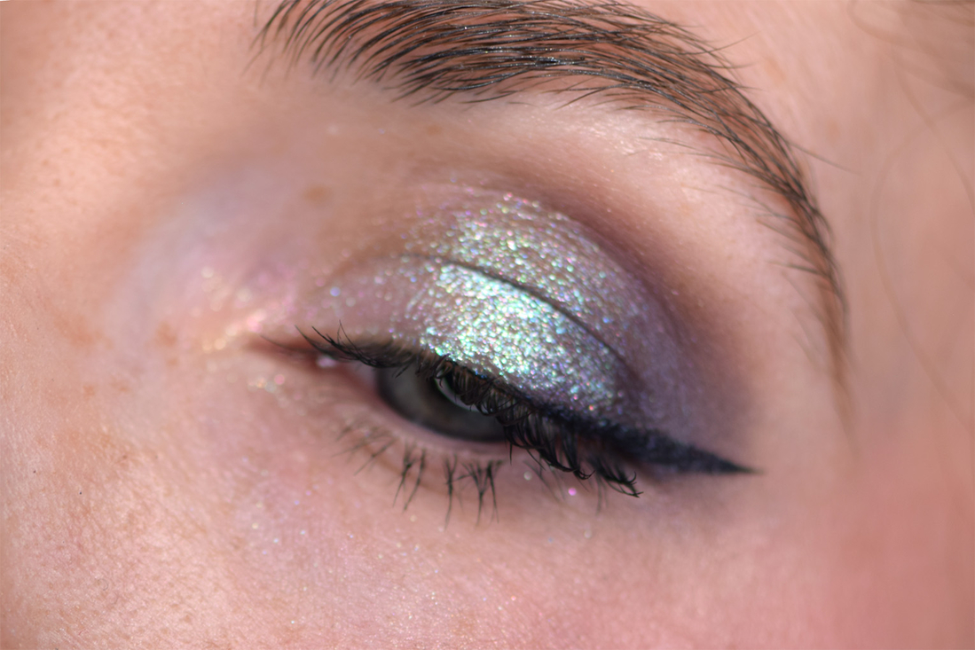 Макияж с Arive Makeup Glimmerverse invented ethos multichrome eyeshadow quad