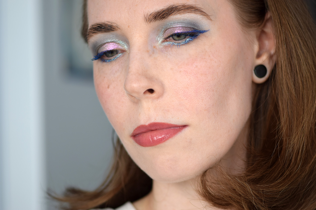 Макияж с Arive Makeup Glimmerverse invented ethos multichrome eyeshadow quad