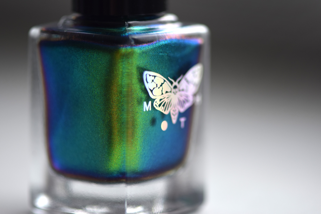 Переливы во флаконе