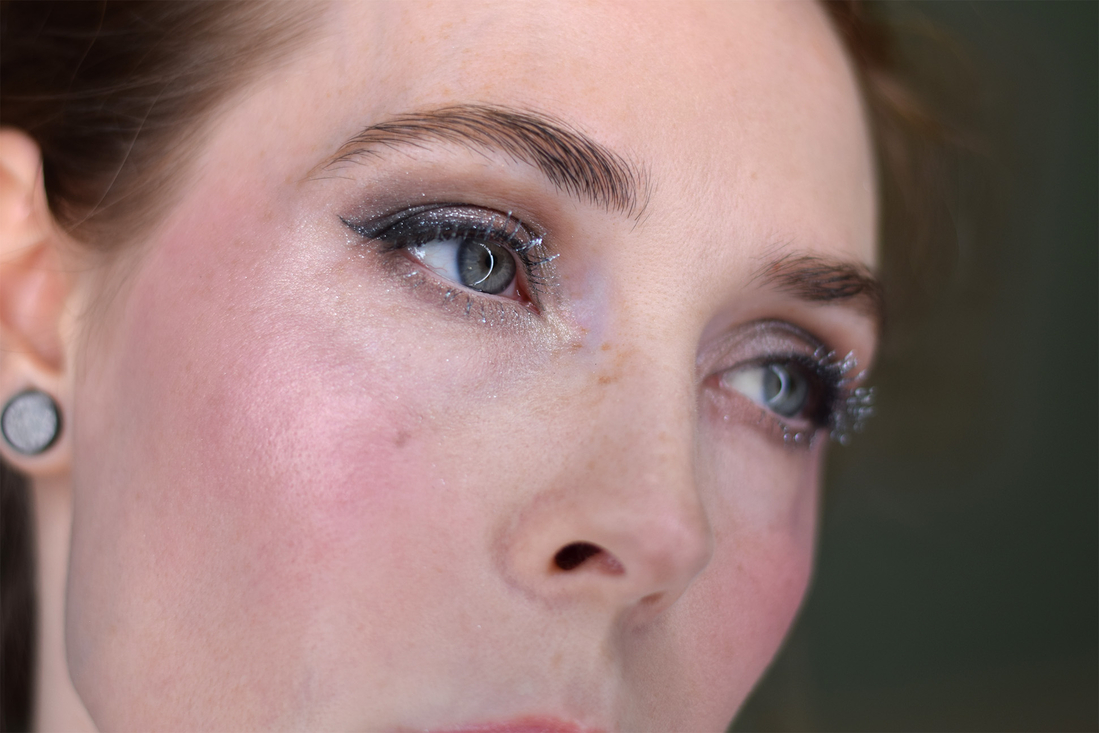 Тушь в образе