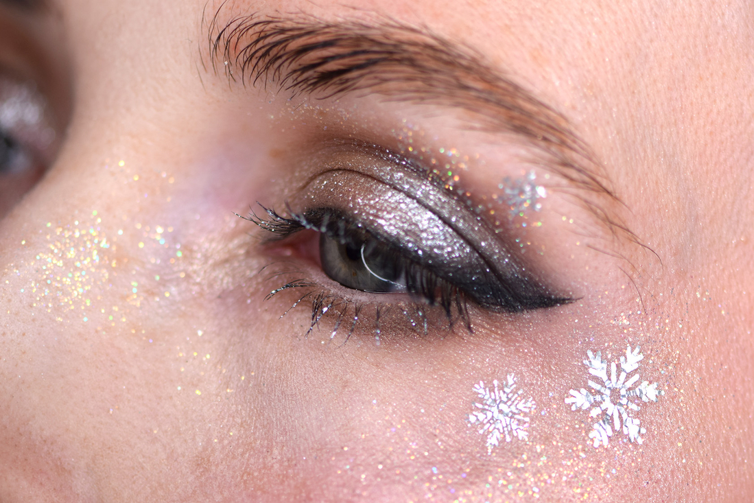 Макияж с Dolce & Gabbana Ever Icon Eye Palette 03 Chrome Star